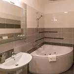 Jr Luxury 4*
