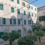 Jr Luxury 4* Сплит
