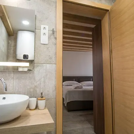 Pensionat Jr Luxury 4*