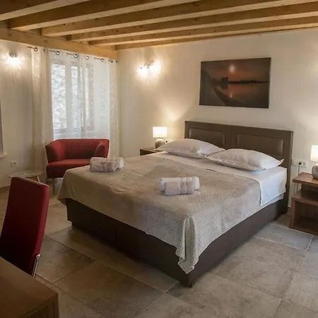 Jr Luxury Pensionat Split