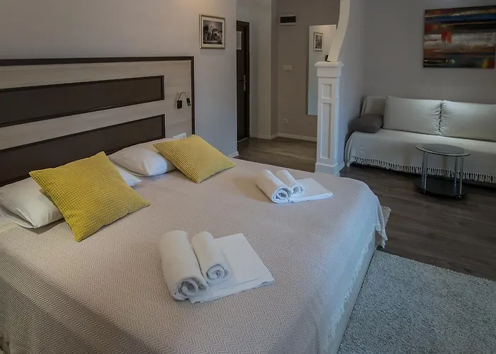 Jr Luxury Gostinjska kuća 4*
