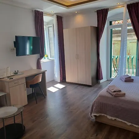 Jr Luxury Split