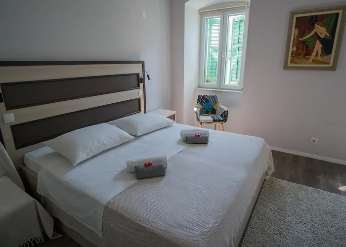 Jr Luxury Guest house